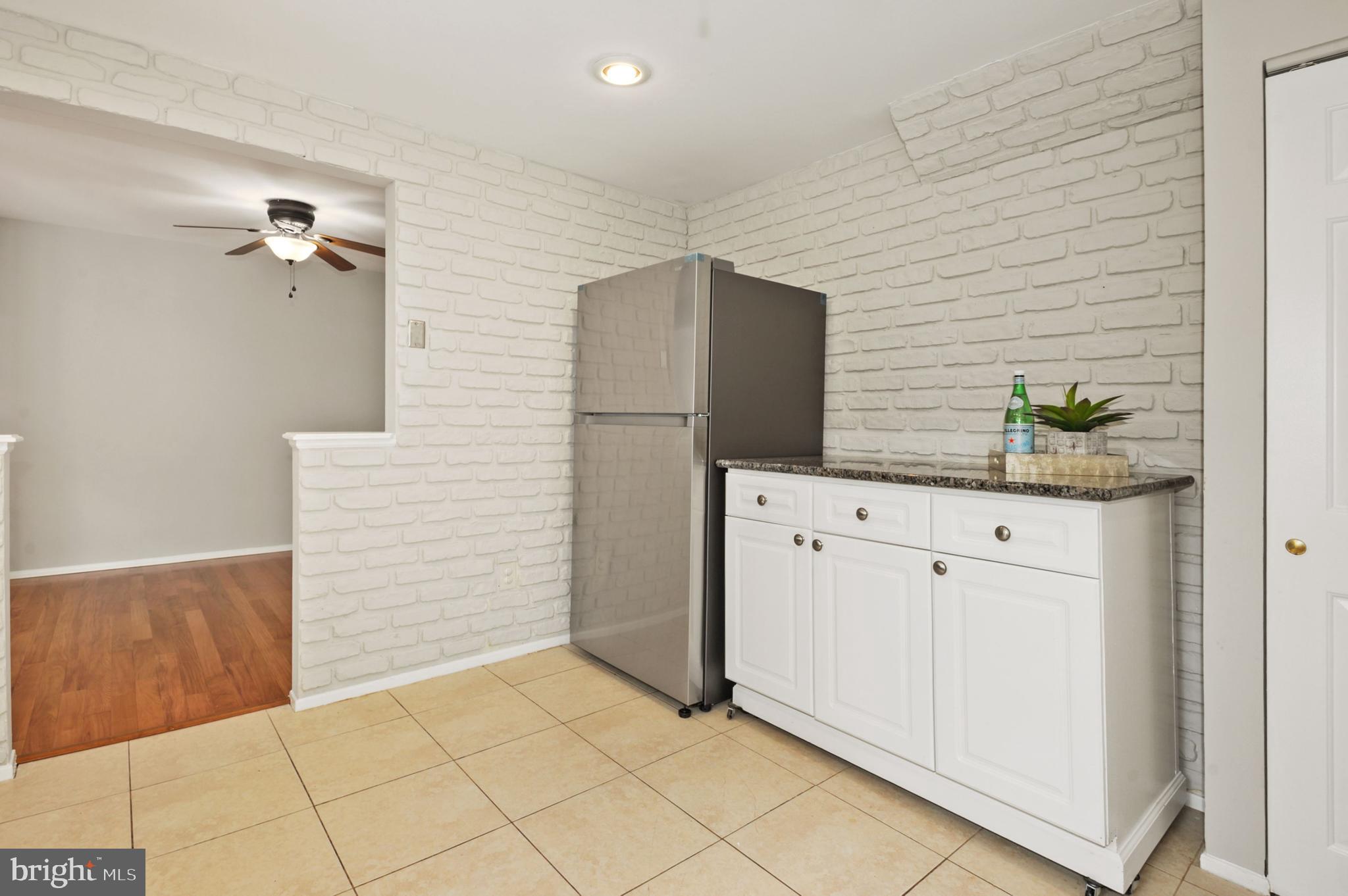 HUNTERS CREEK - Residential