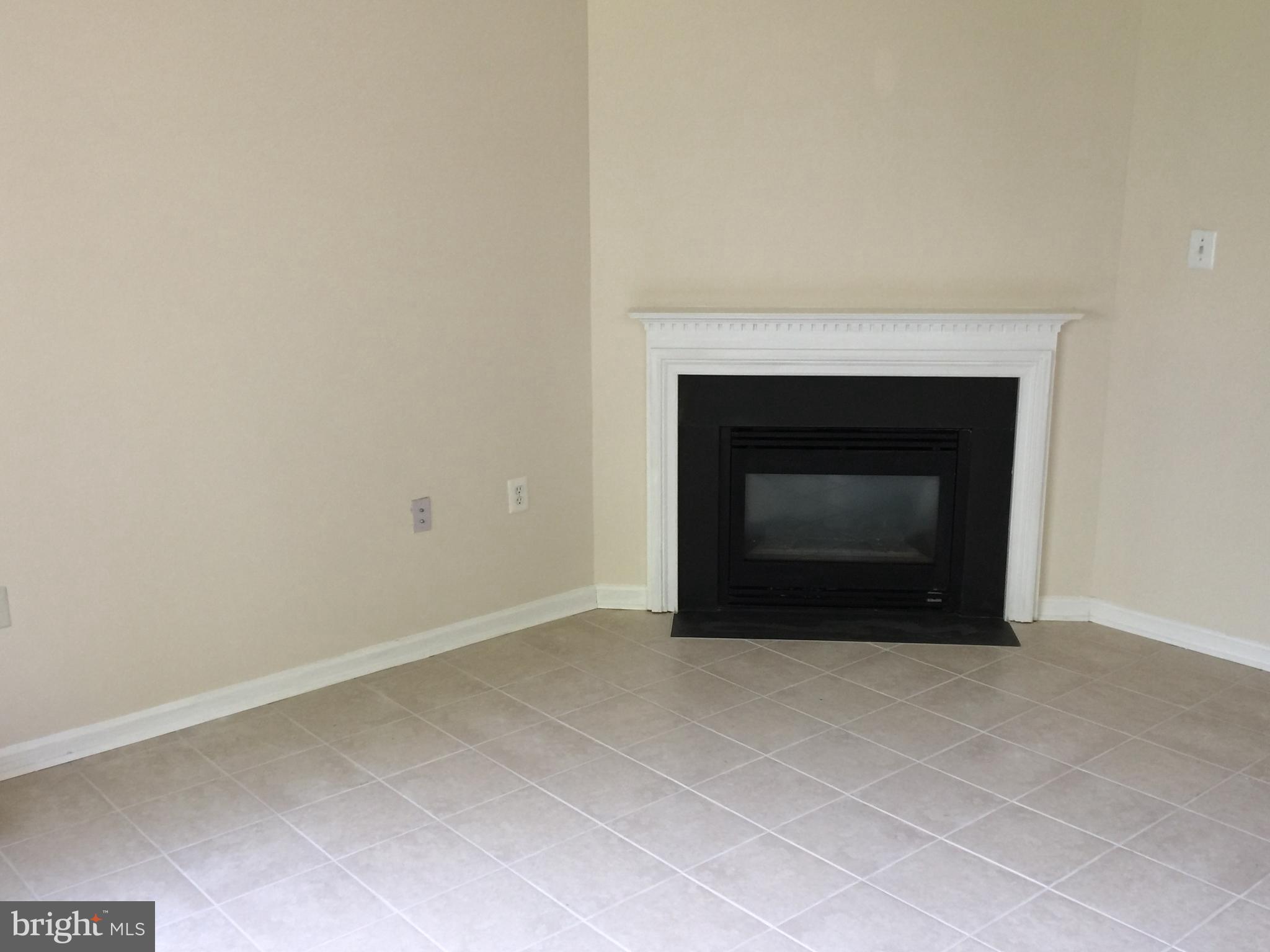 RANDOM HILLS LAND BAY - Residential Lease