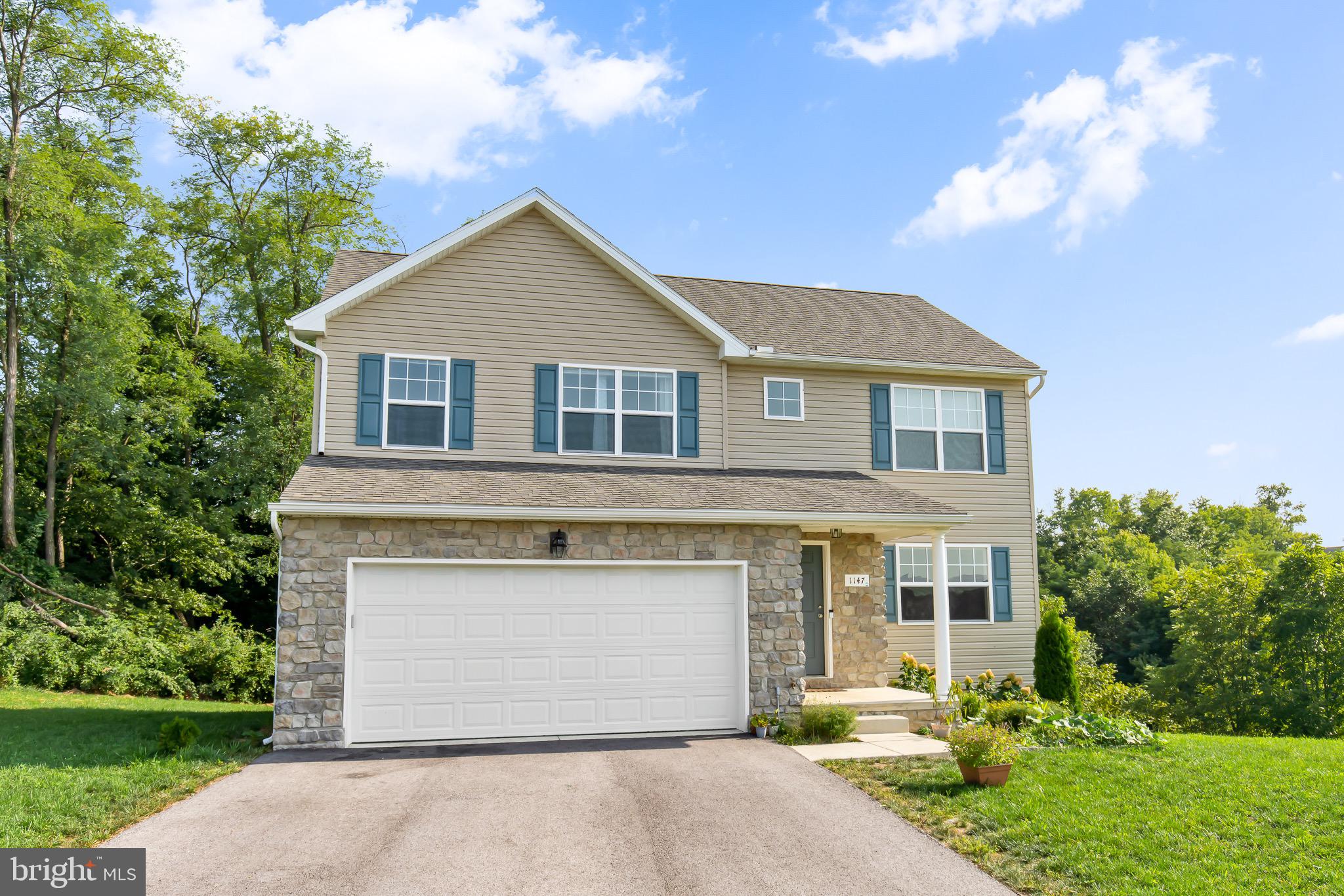 Welcome to 1147 Alder Ct, a beautifully maintained home built in 2021, located in the desirable Farm Lane Estates community of York. This modern 3-bedroom, 2.5-bath property offers stylish, move-in ready living with a semi open-concept layout perfect for everyday life and entertaining. The spacious main level features a bright living area that flows into a contemporary kitchen equipped with sleek countertops, stainless steel appliances, and ample cabinet space. Upstairs, the primary suite includes a private en-suite bathroom and walk-in closet. Two additional bedrooms and a full bathroom offer flexibility for guests, family, or home office needs. Enjoy a cozy backyard ideal for outdoor relaxation, along with an attached 2-car garage for added convenience. Don’t miss this opportunity to own a well-appointed home in a sought-after neighborhood. Schedule your showing today!