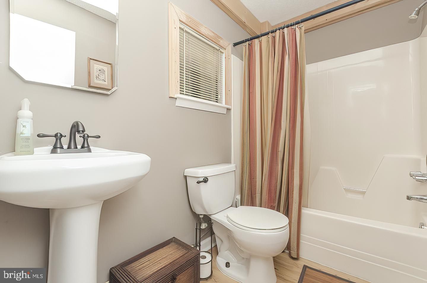 GLENWOOD FOREST - Residential