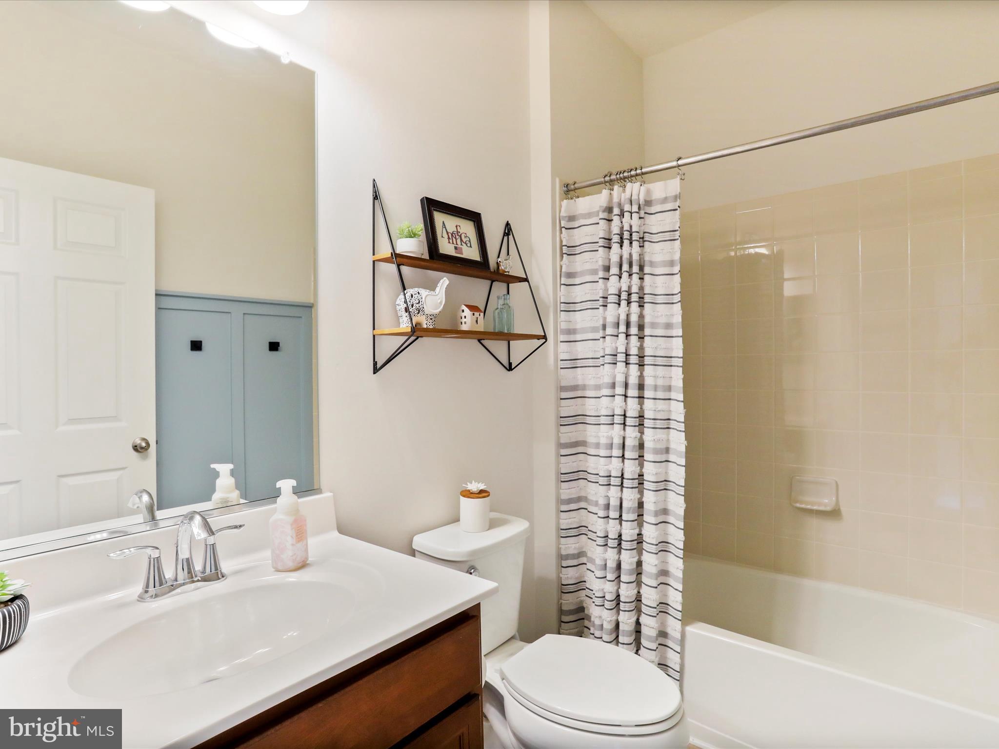 SHENANDOAH SPRINGS - Residential