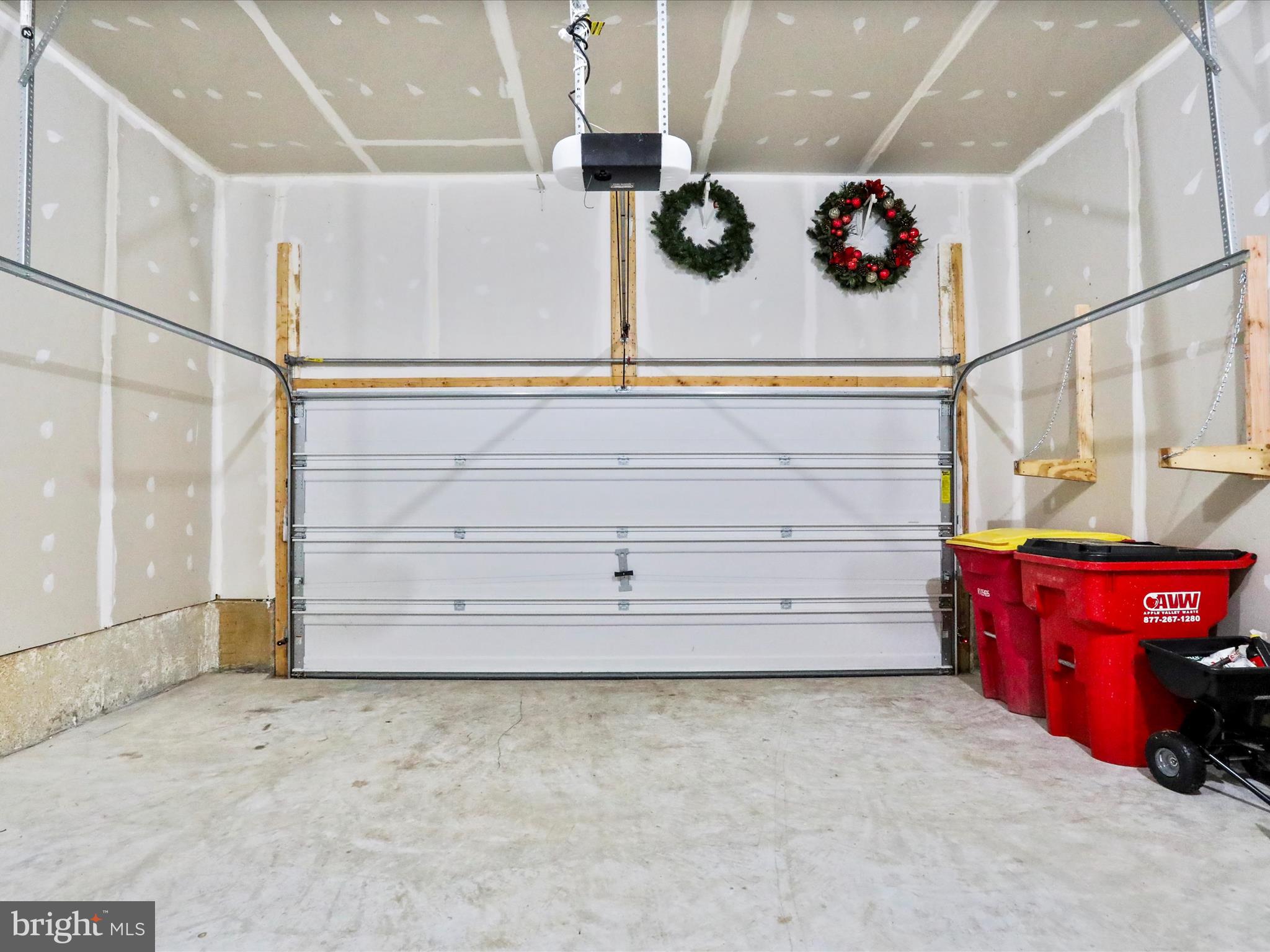 SHENANDOAH SPRINGS - Residential