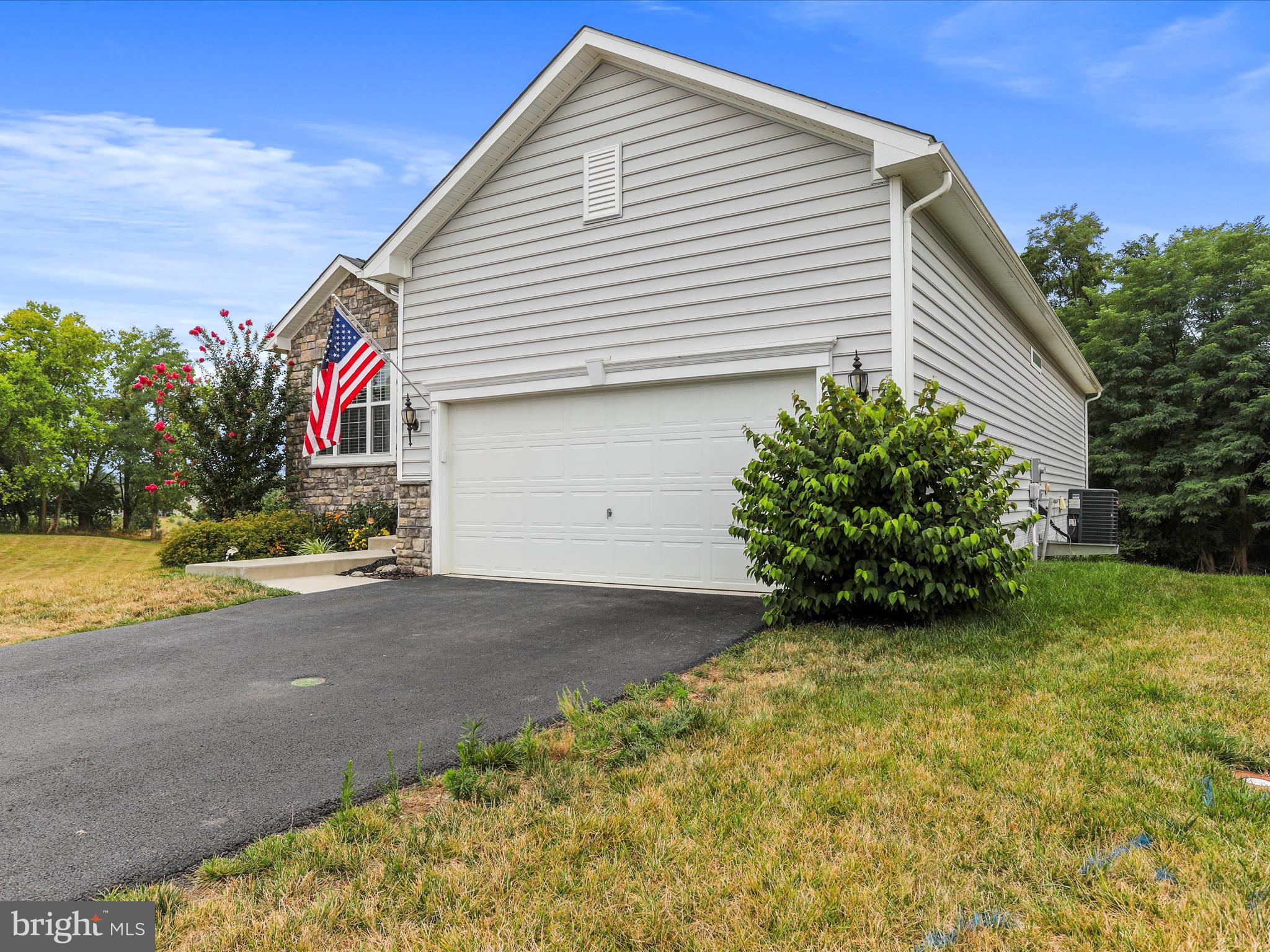 SHENANDOAH SPRINGS - Residential