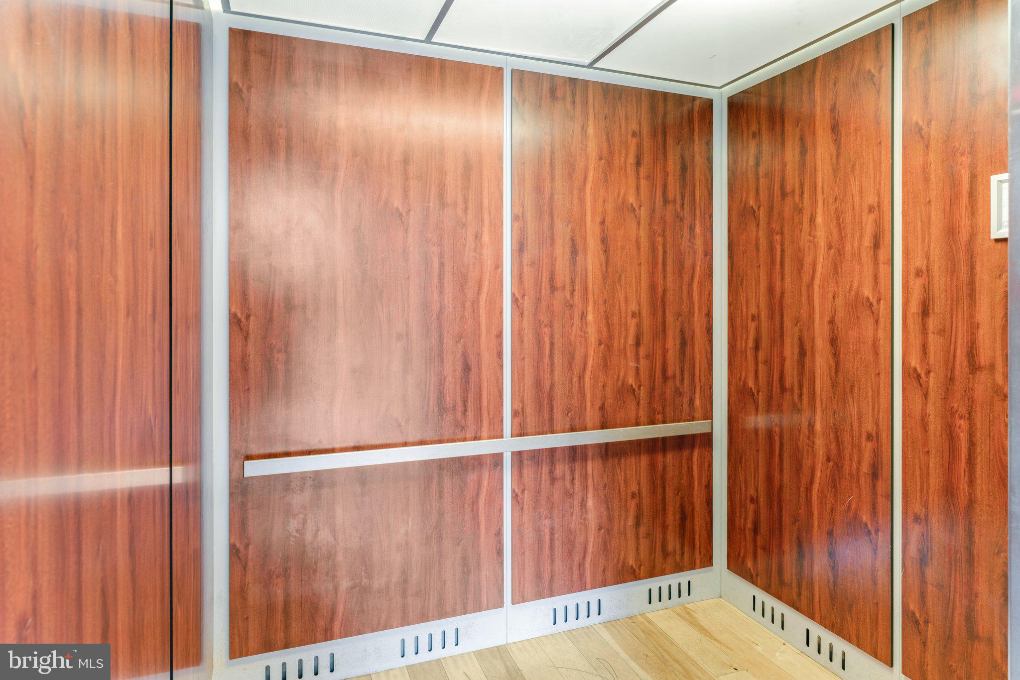 LUDLOW - Residential Lease
