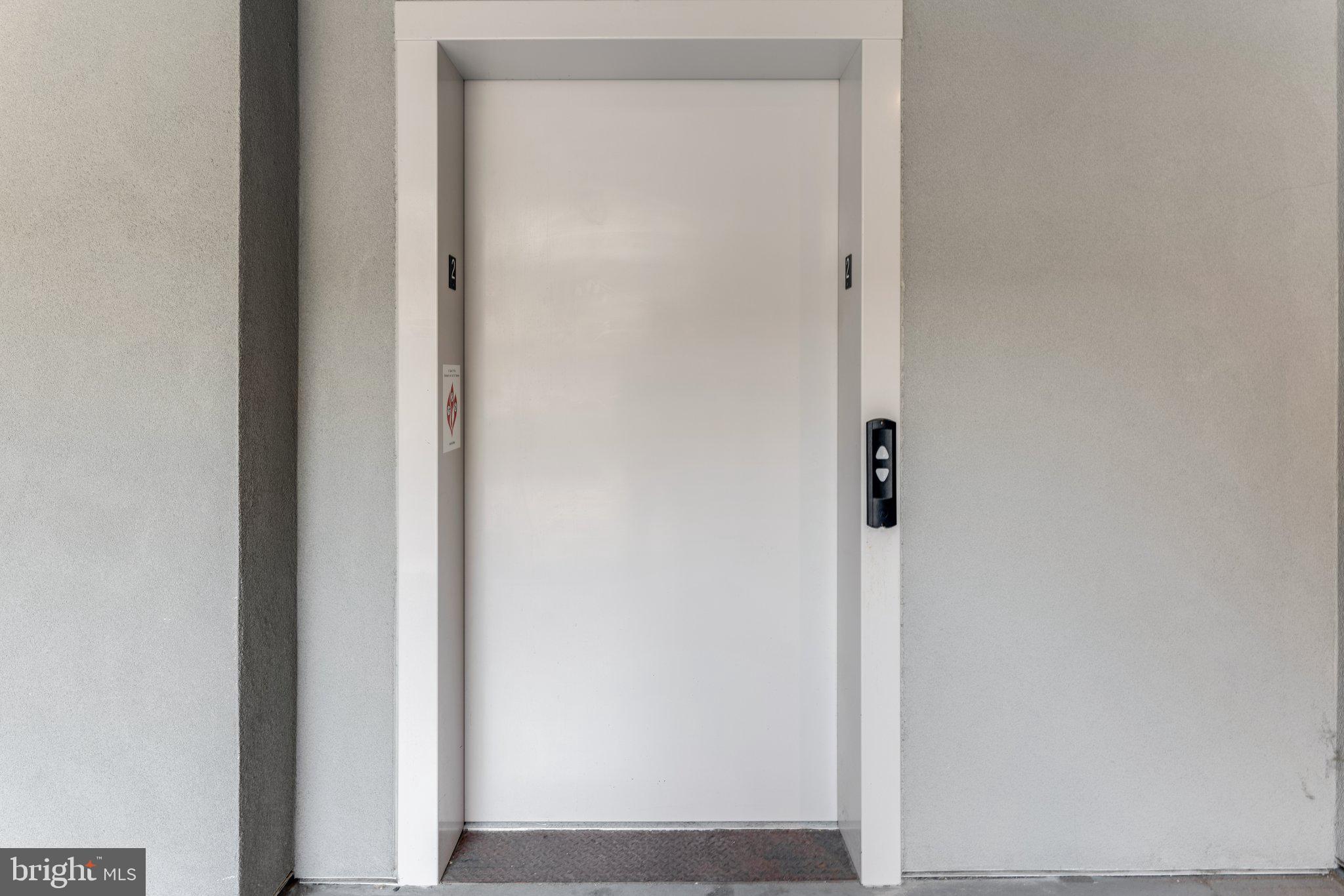 LUDLOW - Residential Lease