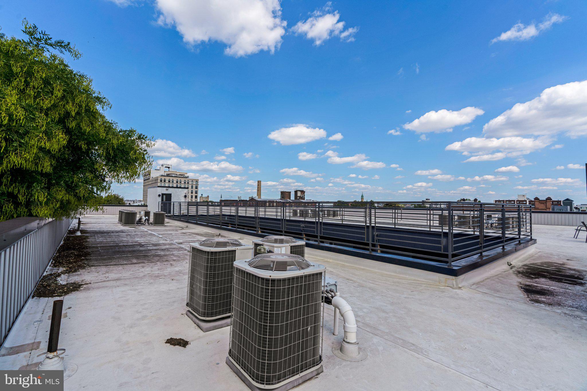 LUDLOW - Residential Lease