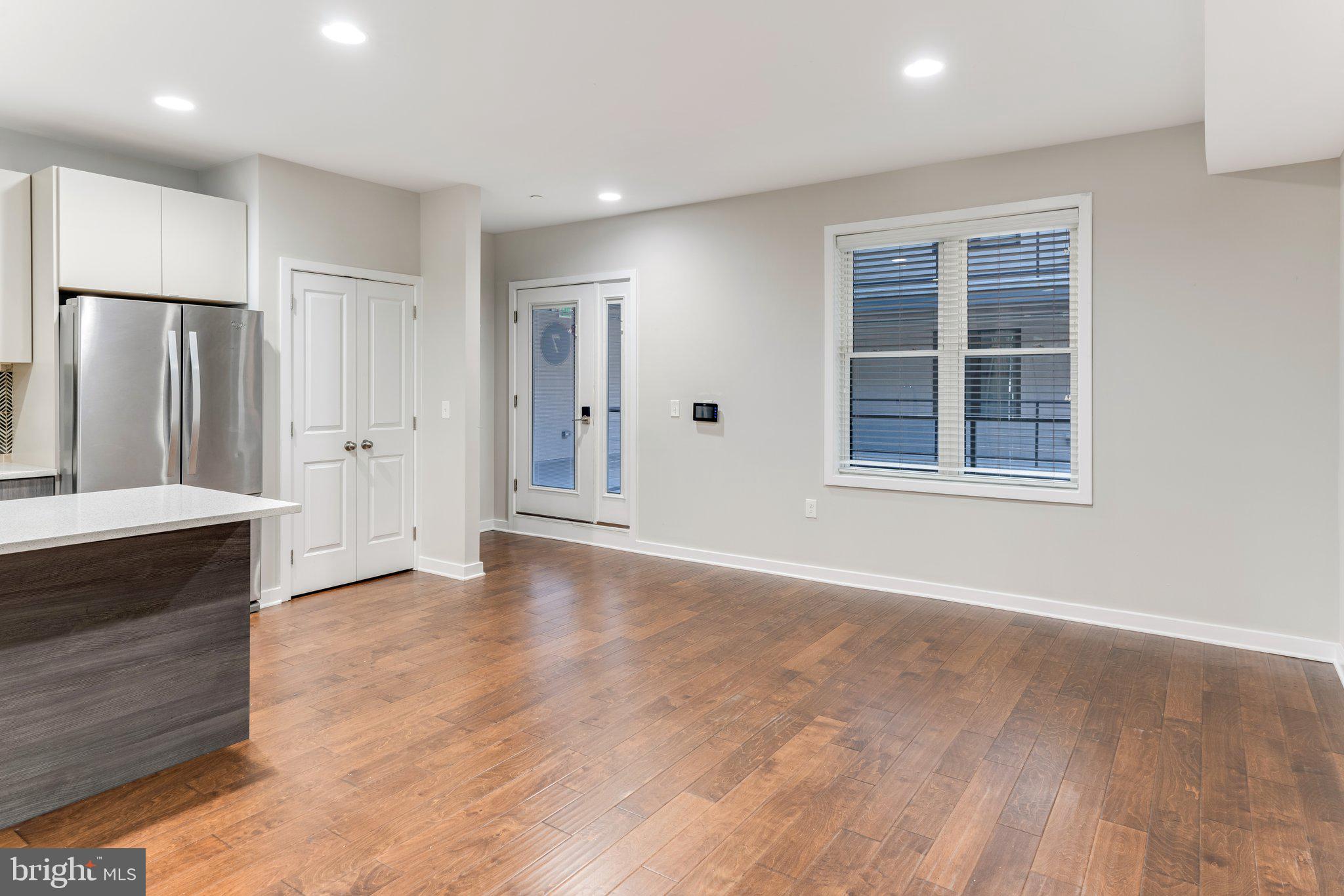 LUDLOW - Residential Lease
