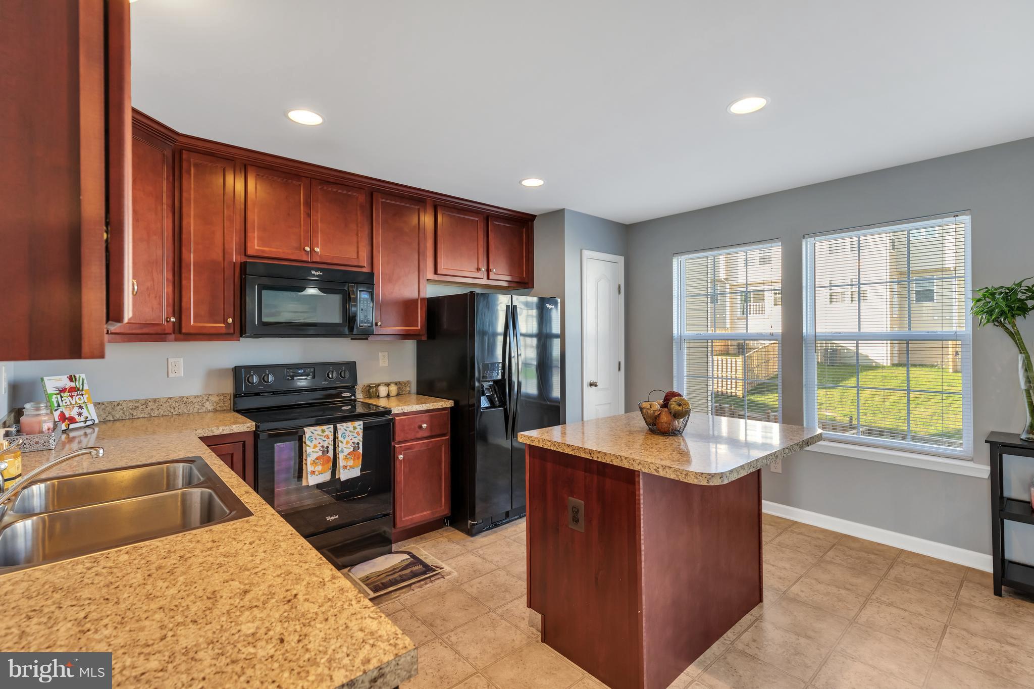 STONEBROOK VILLAGE - Residential