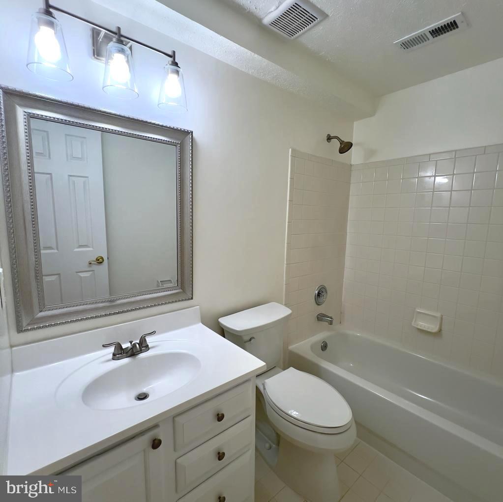 DALE CITY - Residential