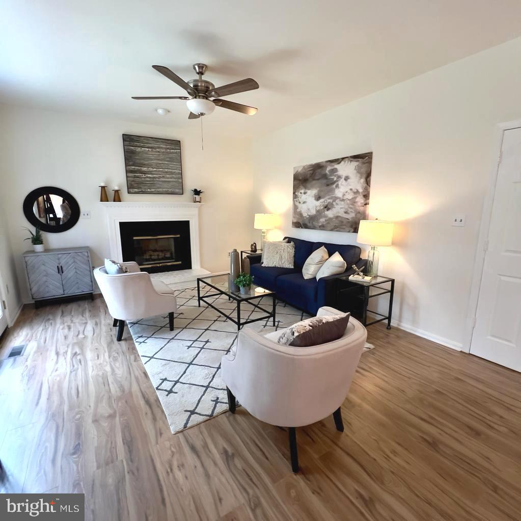 DALE CITY - Residential