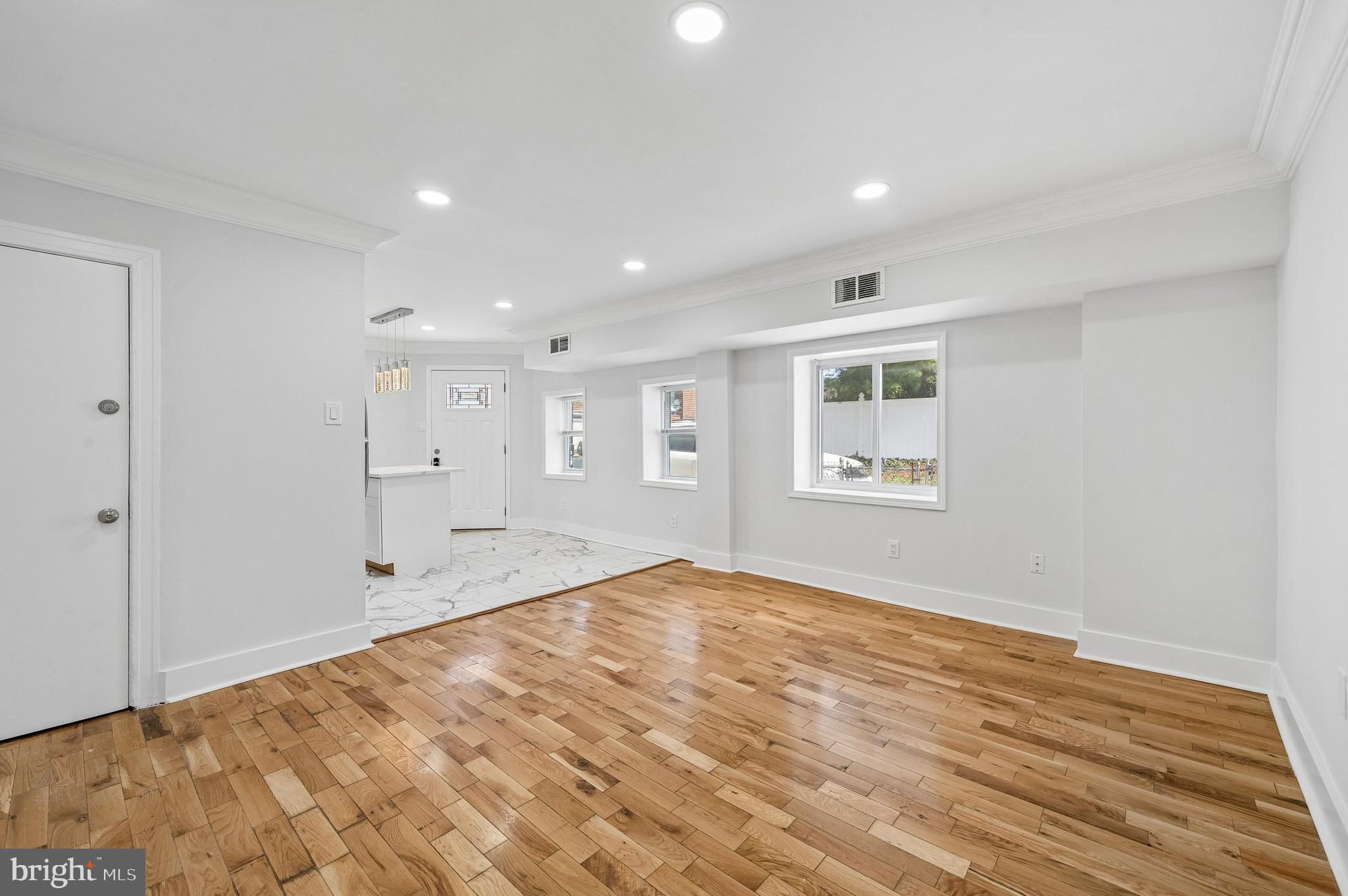 HOLMESBURG - Residential Income