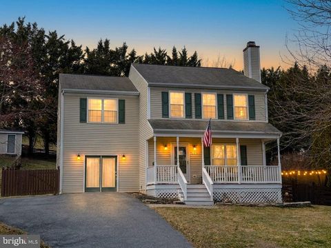 Photo of 3190 Vista Court, NEW WINDSOR, MD 21776 (MLS # MDCR2033178)