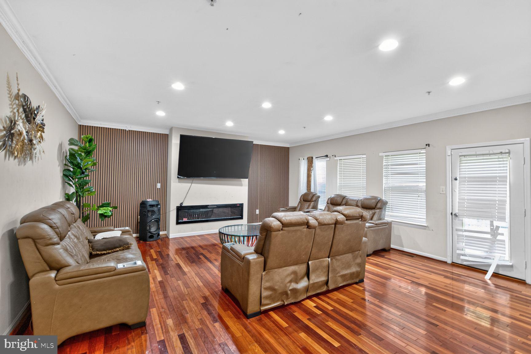 12416 ROCHINO COURT