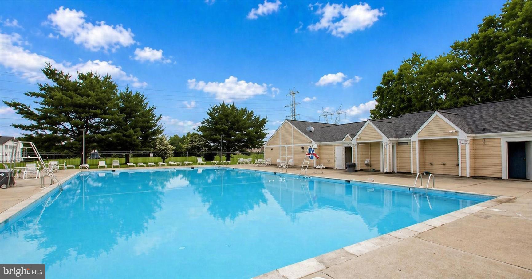 VILLAGE OF MONTGOMERY RUN - Residential