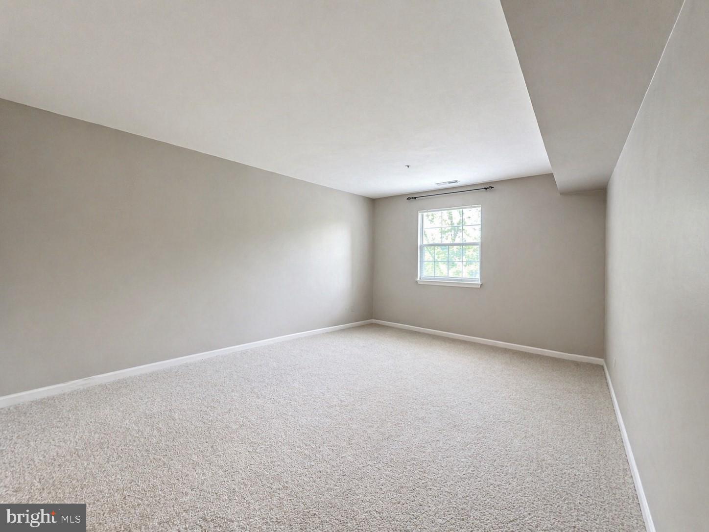 VILLAGE OF MONTGOMERY RUN - Residential