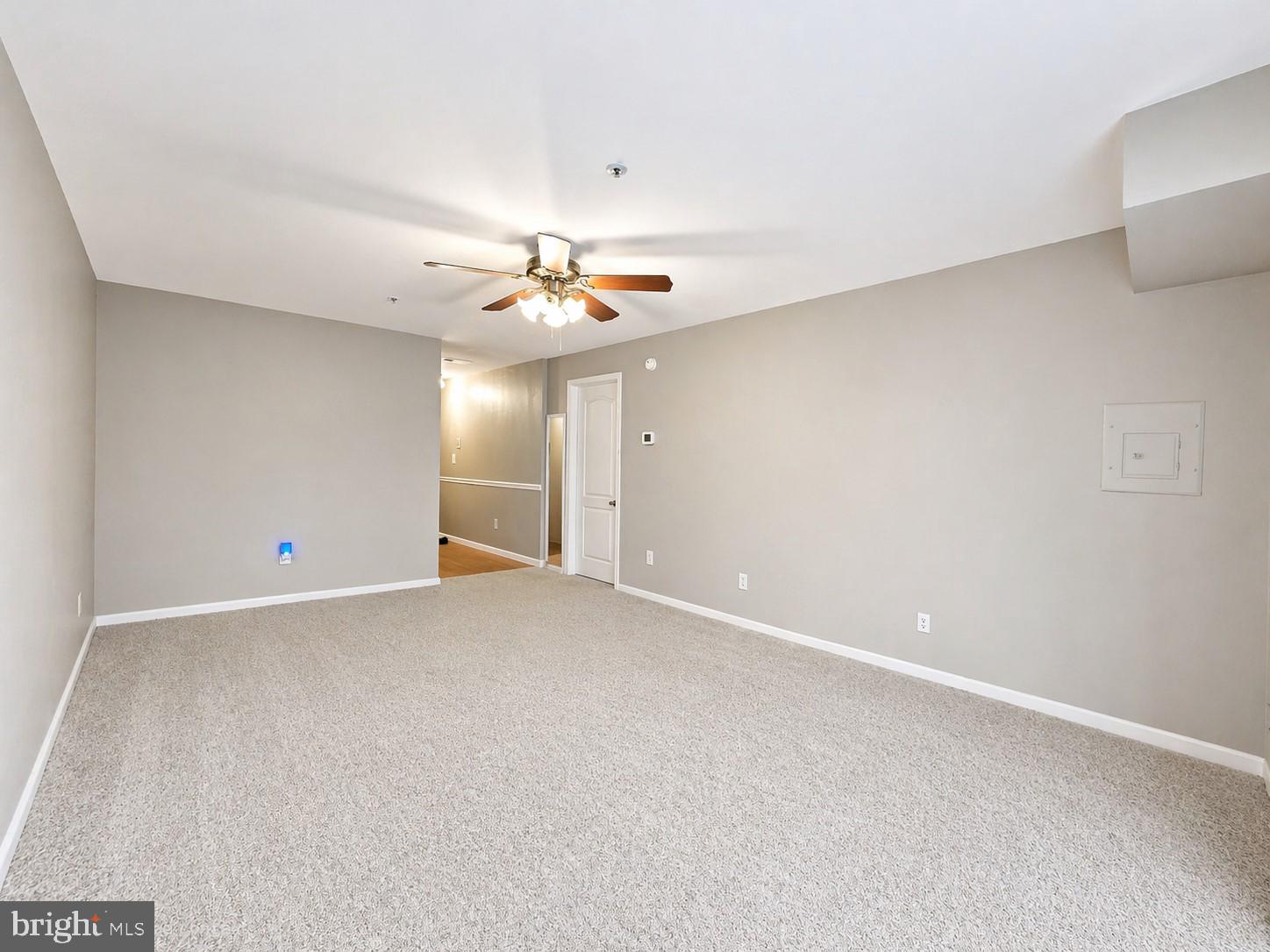 VILLAGE OF MONTGOMERY RUN - Residential