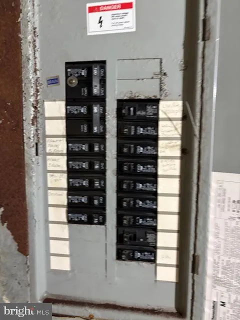 Philadelphia, Pennsylvania 19146, United States, 3 Bedrooms Bedrooms, ,1 BathroomBathrooms,Residential,Active,148525