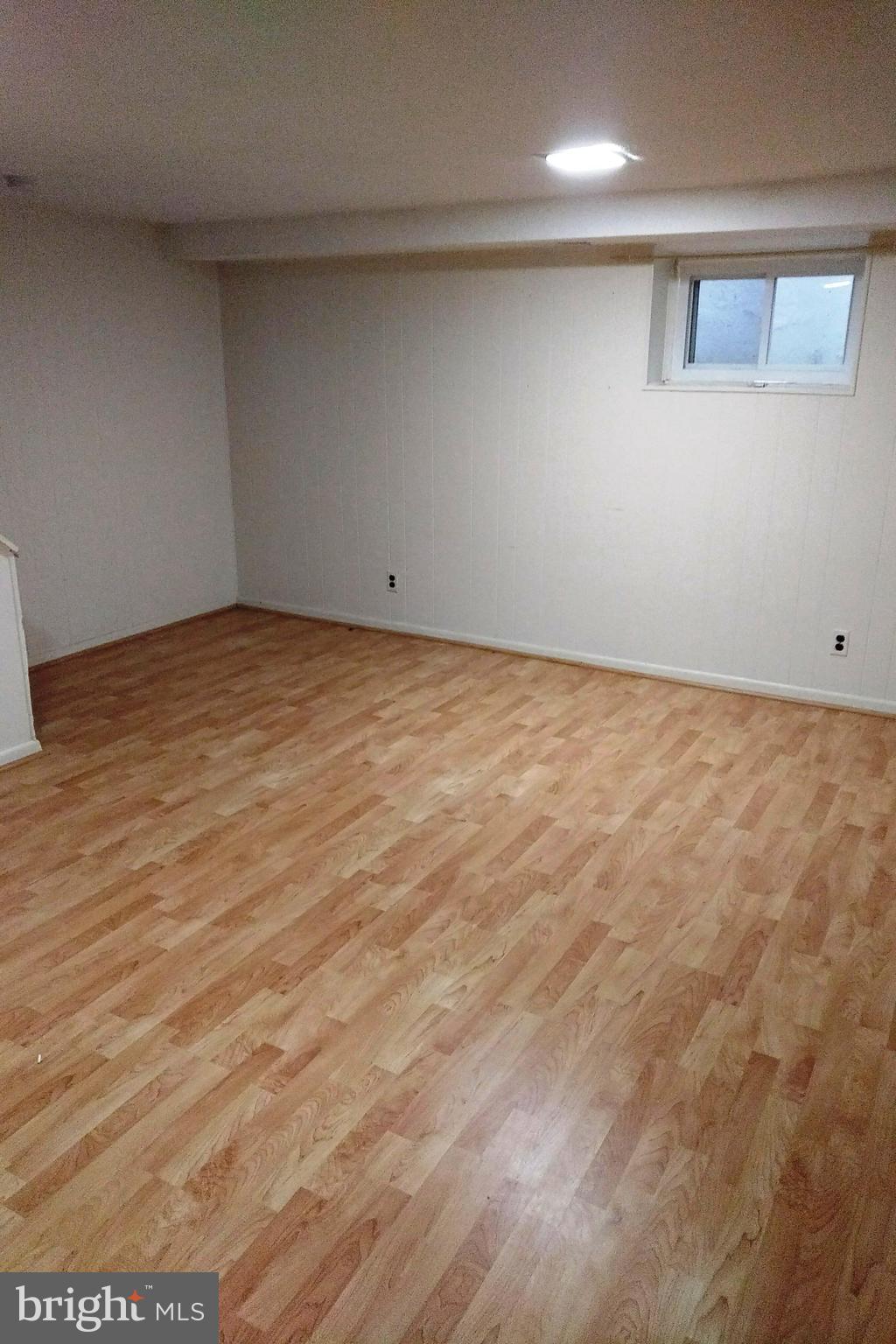 FAIRLINGTON MEWS - Residential Lease