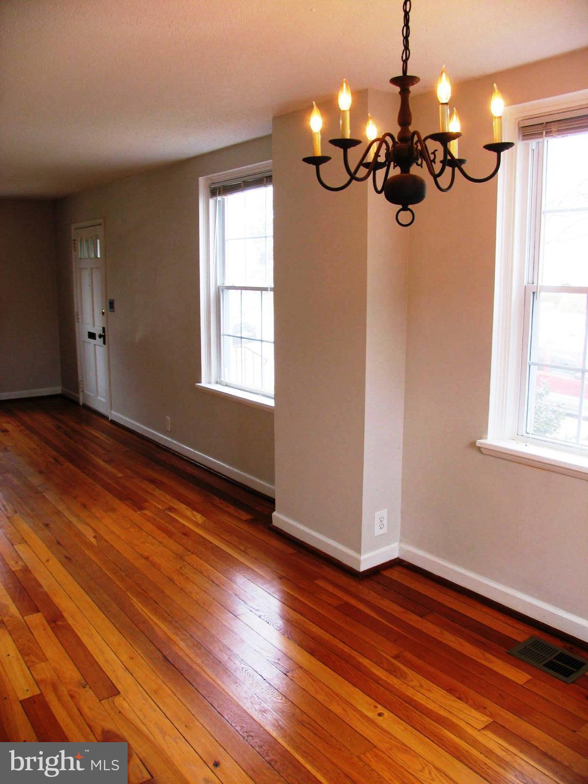 FAIRLINGTON MEWS - Residential Lease