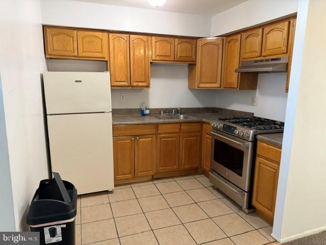 4324 E HOWELL STREET 2ND FL
