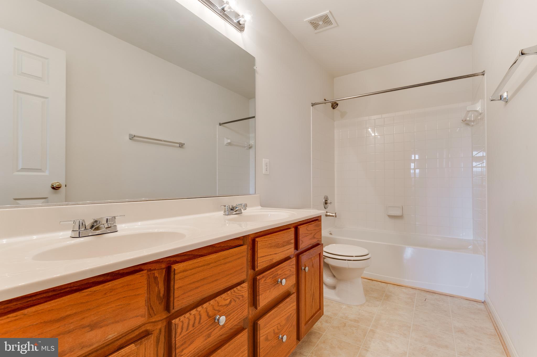 CEDAR BROOKE - Residential