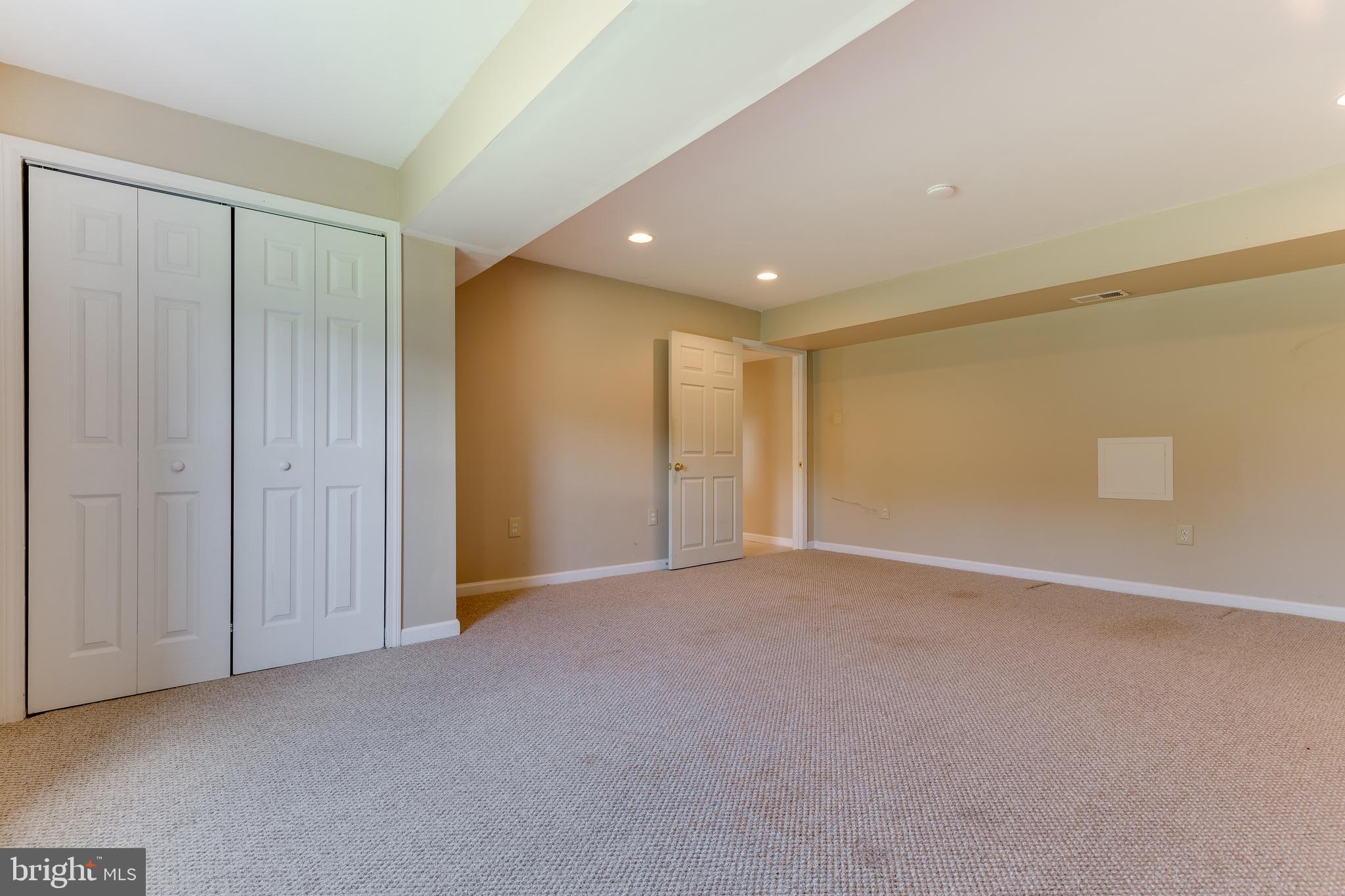 CEDAR BROOKE - Residential