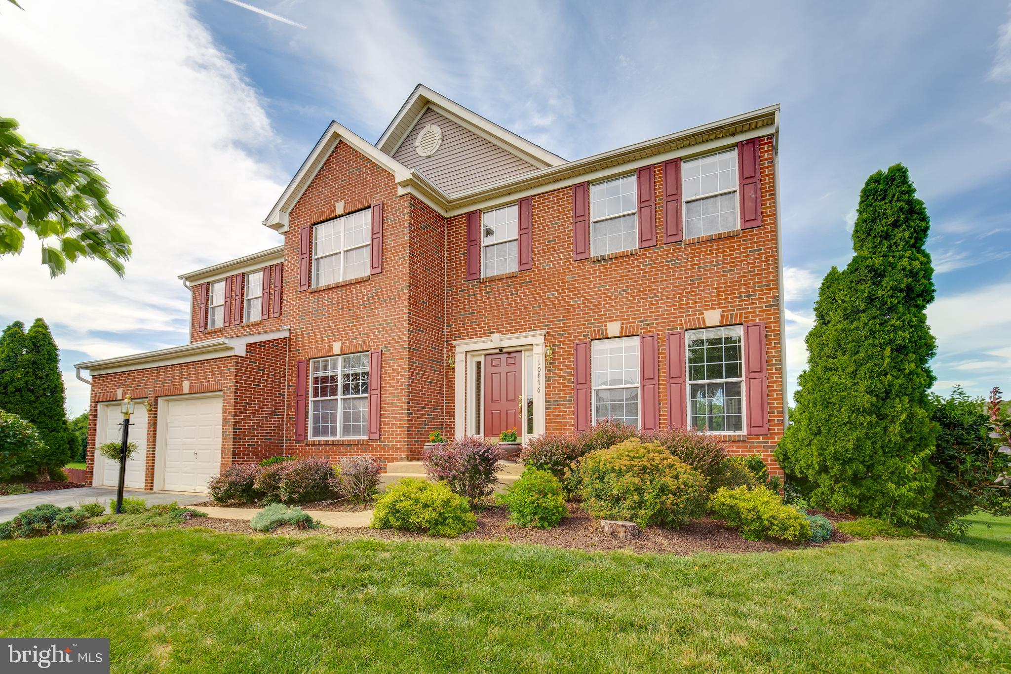CEDAR BROOKE - Residential