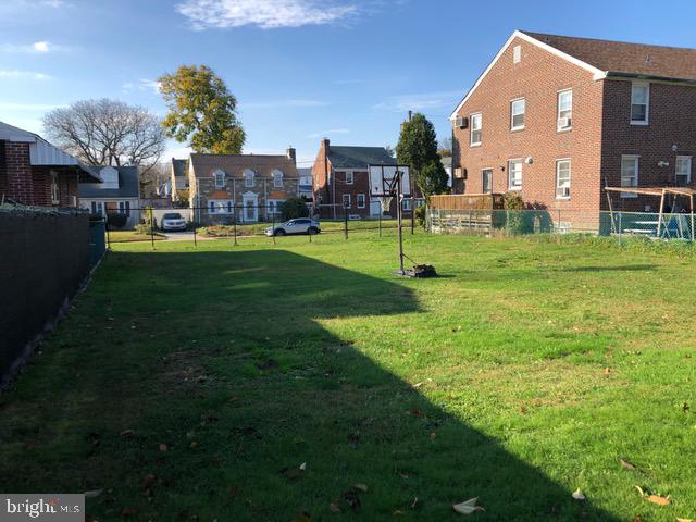 EAST OAK LANE - Land