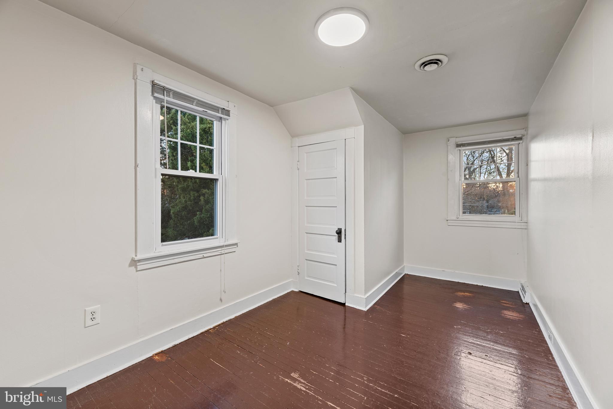 WARDOUR - Residential