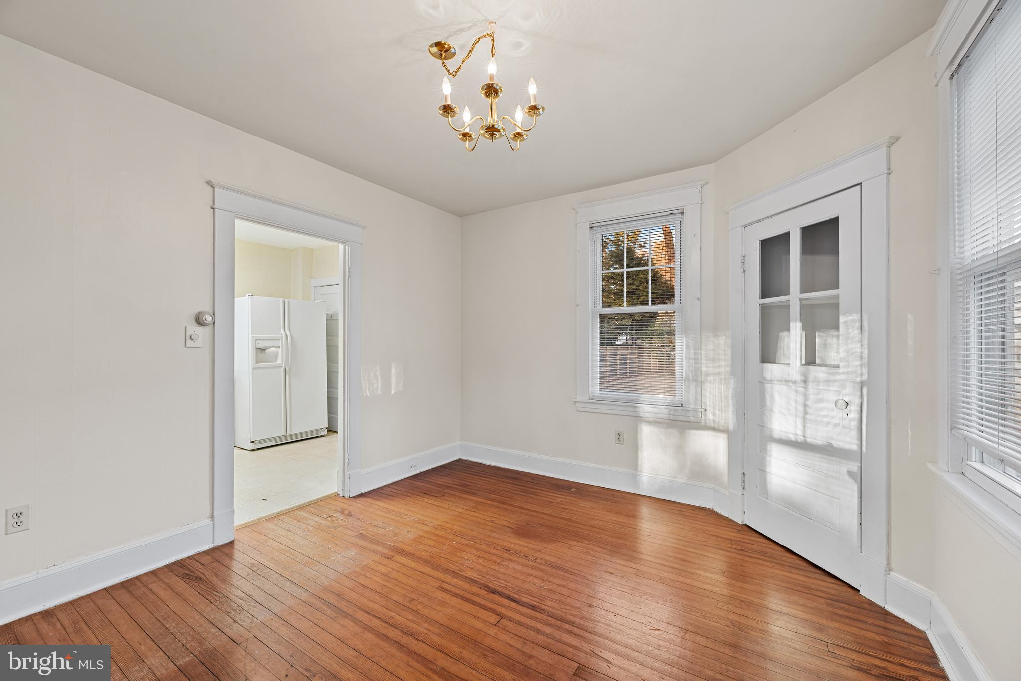 WARDOUR - Residential