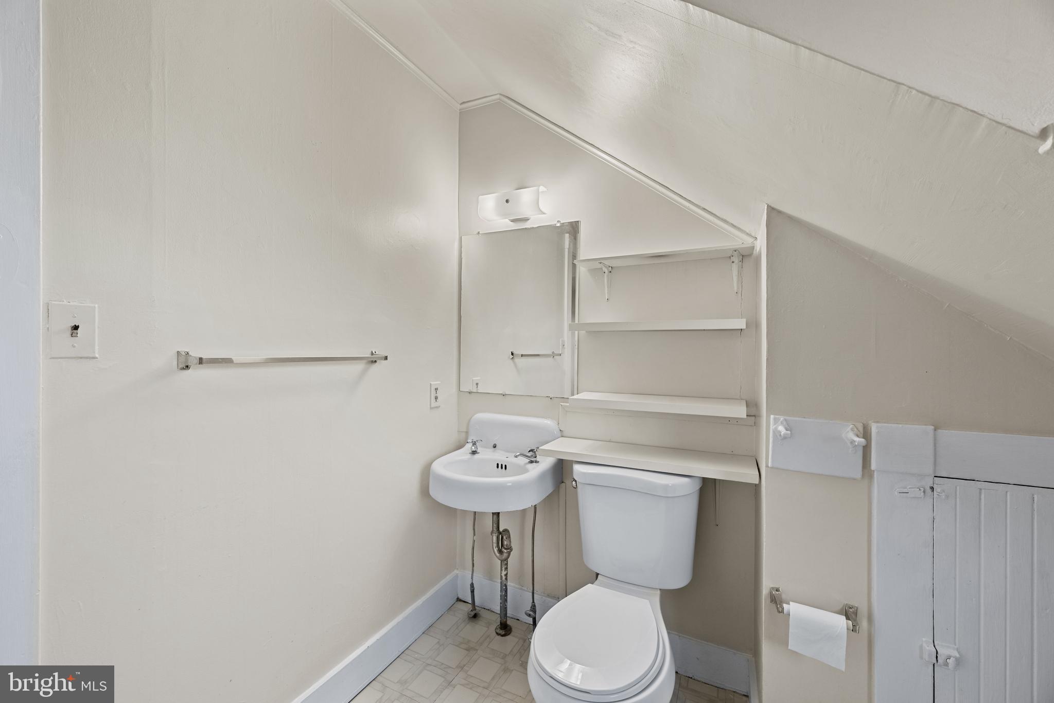 WARDOUR - Residential