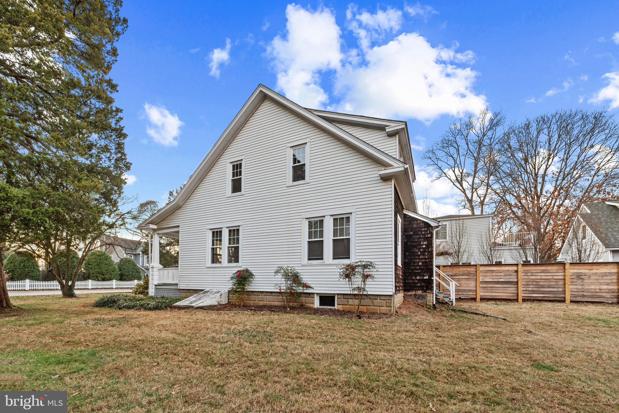 WARDOUR - Residential