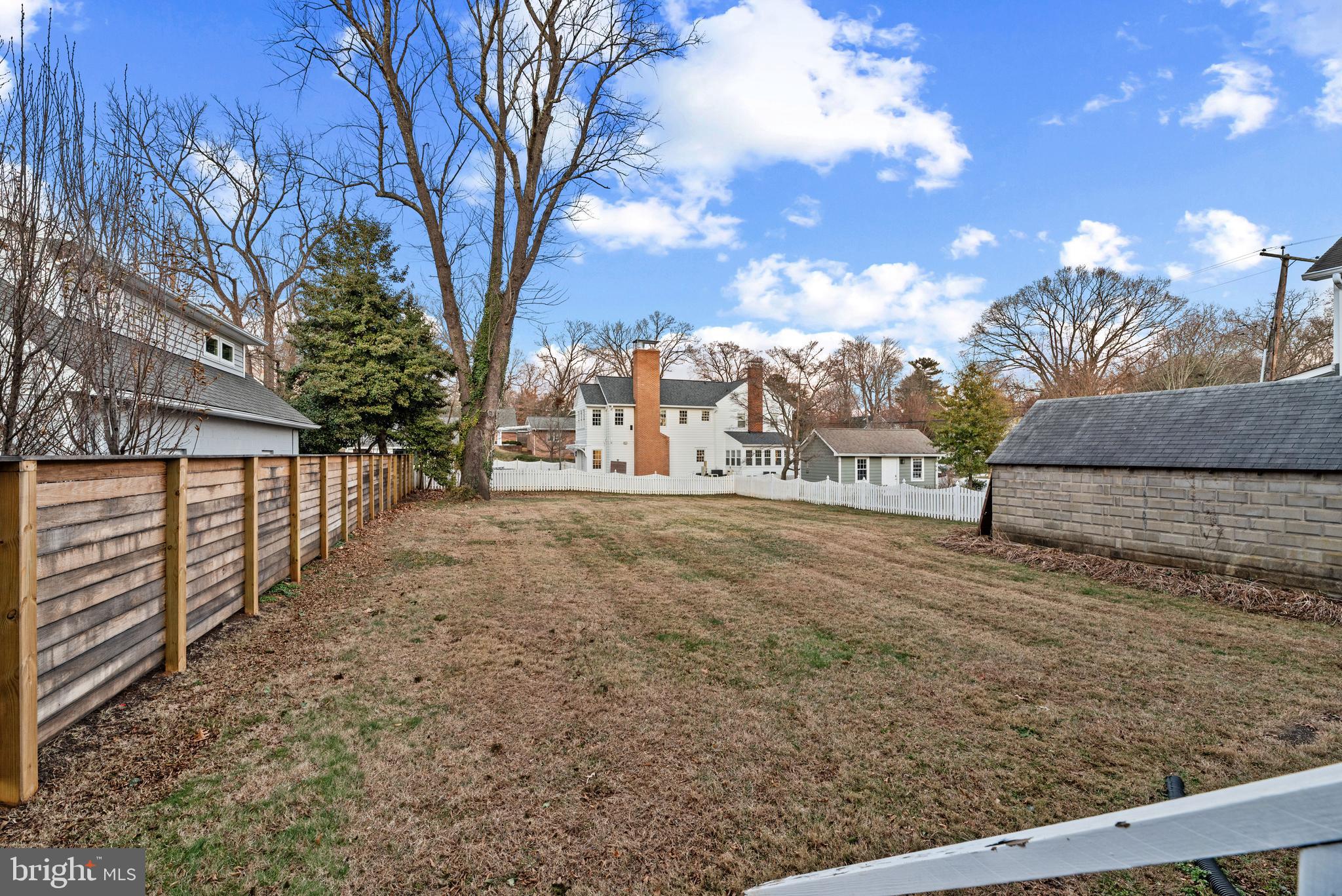 WARDOUR - Residential