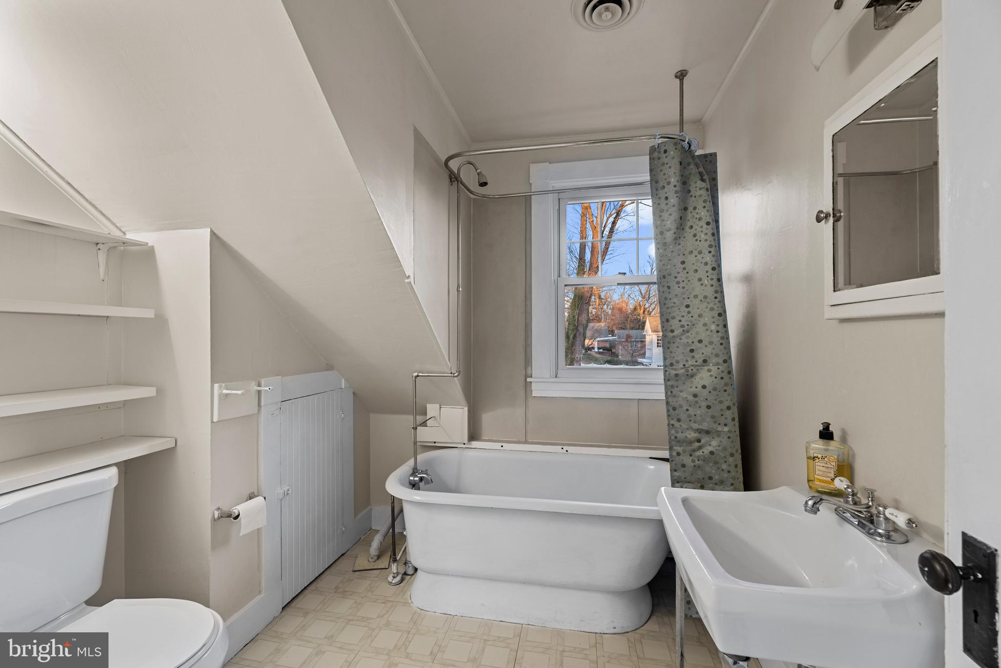 WARDOUR - Residential