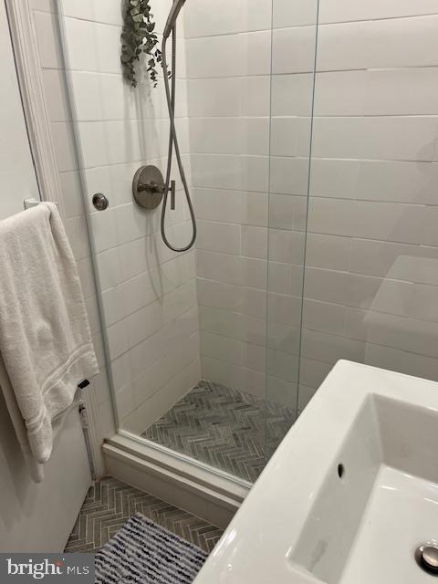 LAKE BRADDOCK - Residential Lease