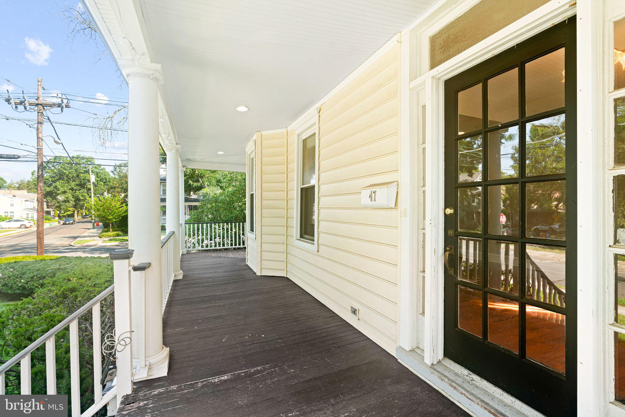 47 ESTAUGH AVENUE