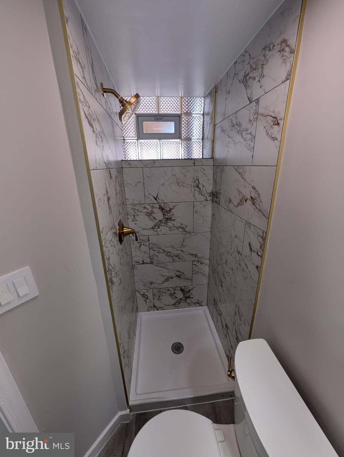 ASHLAR HILL - Residential