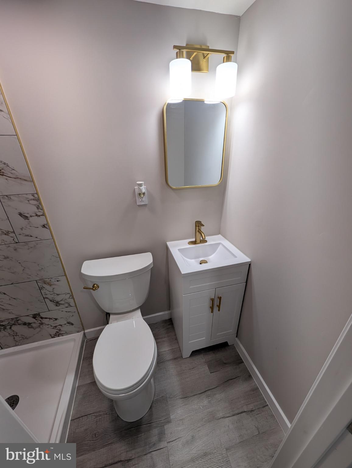 ASHLAR HILL - Residential