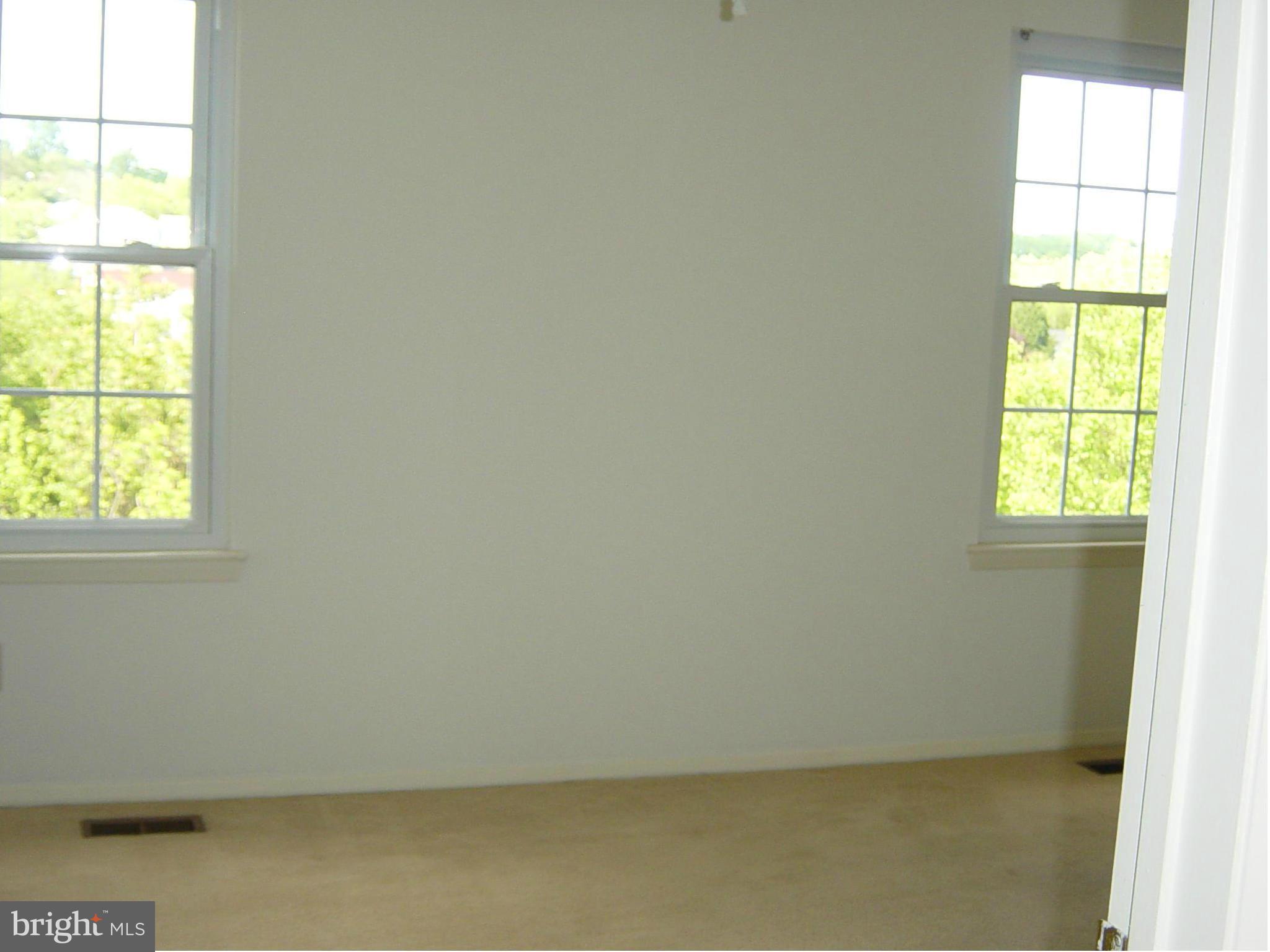 OAKHURST - Residential