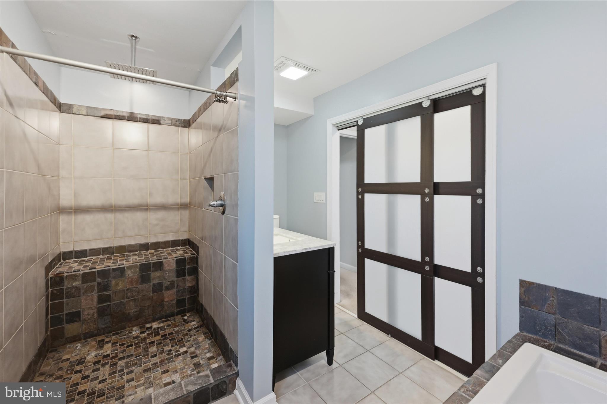 GLENWOOD FOREST - Residential