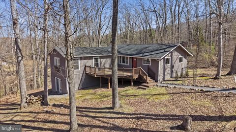 110 TALL PINE LANE GERRARDSTOWN WV 25420