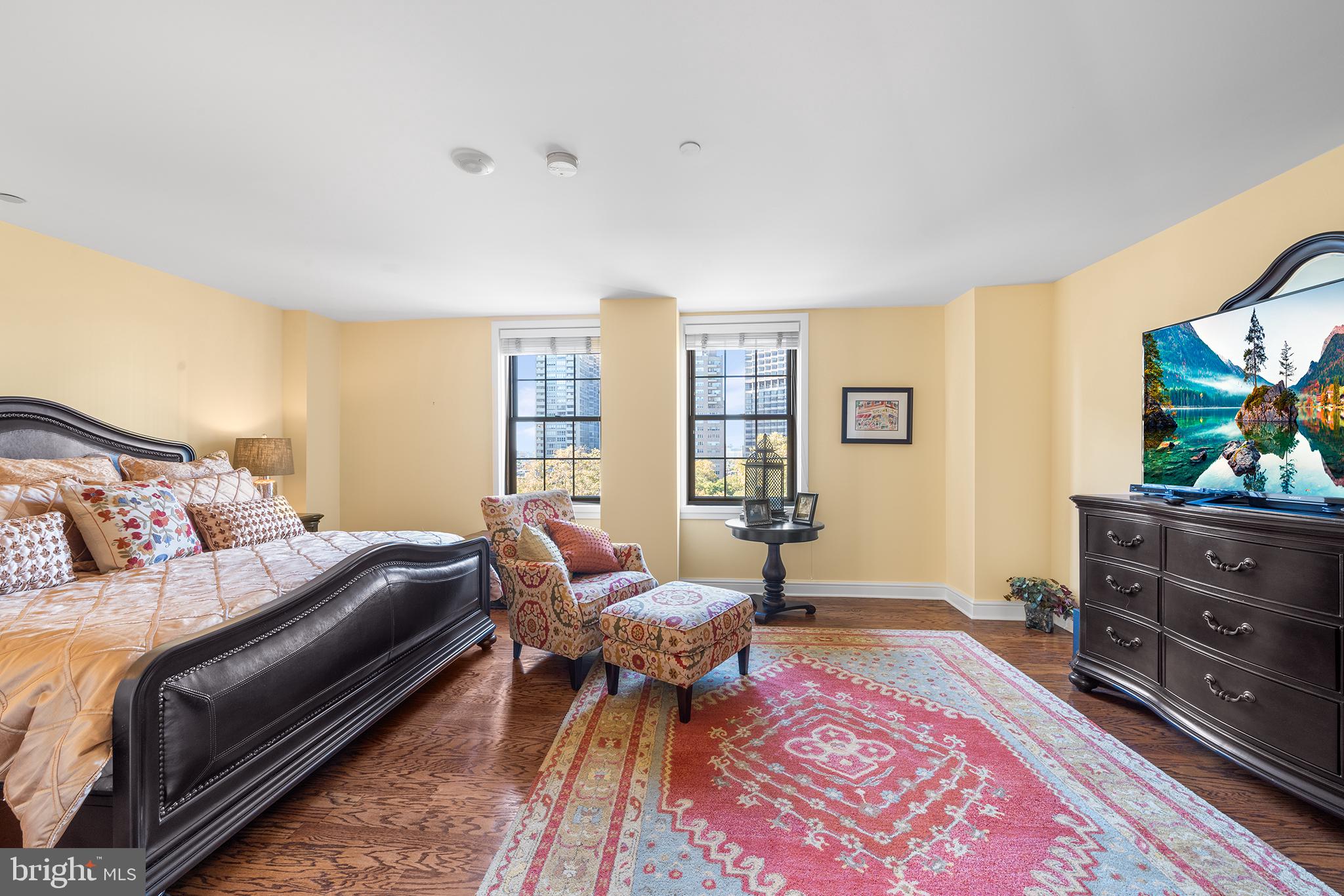 RITTENHOUSE SQUARE - Residential