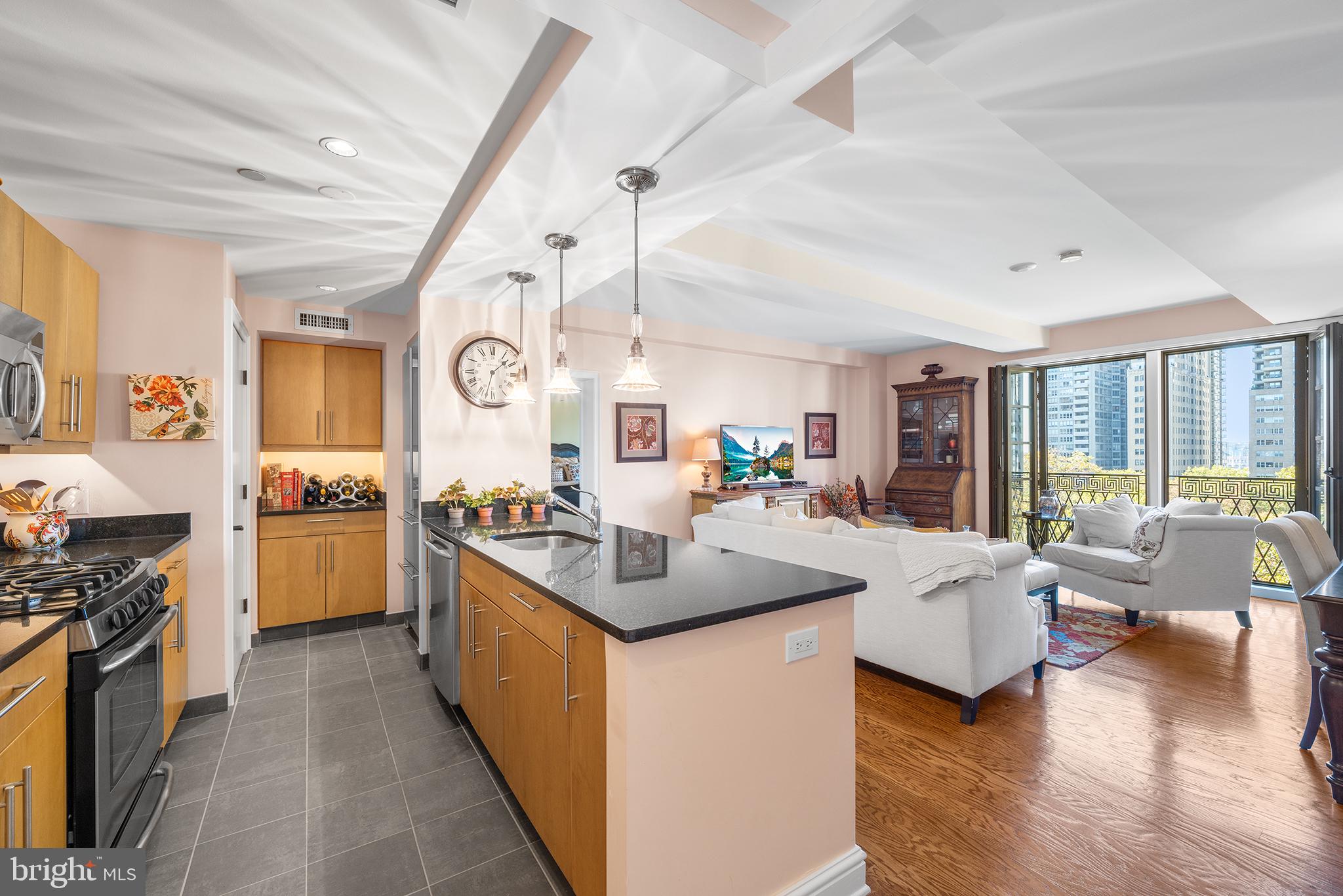 RITTENHOUSE SQUARE - Residential