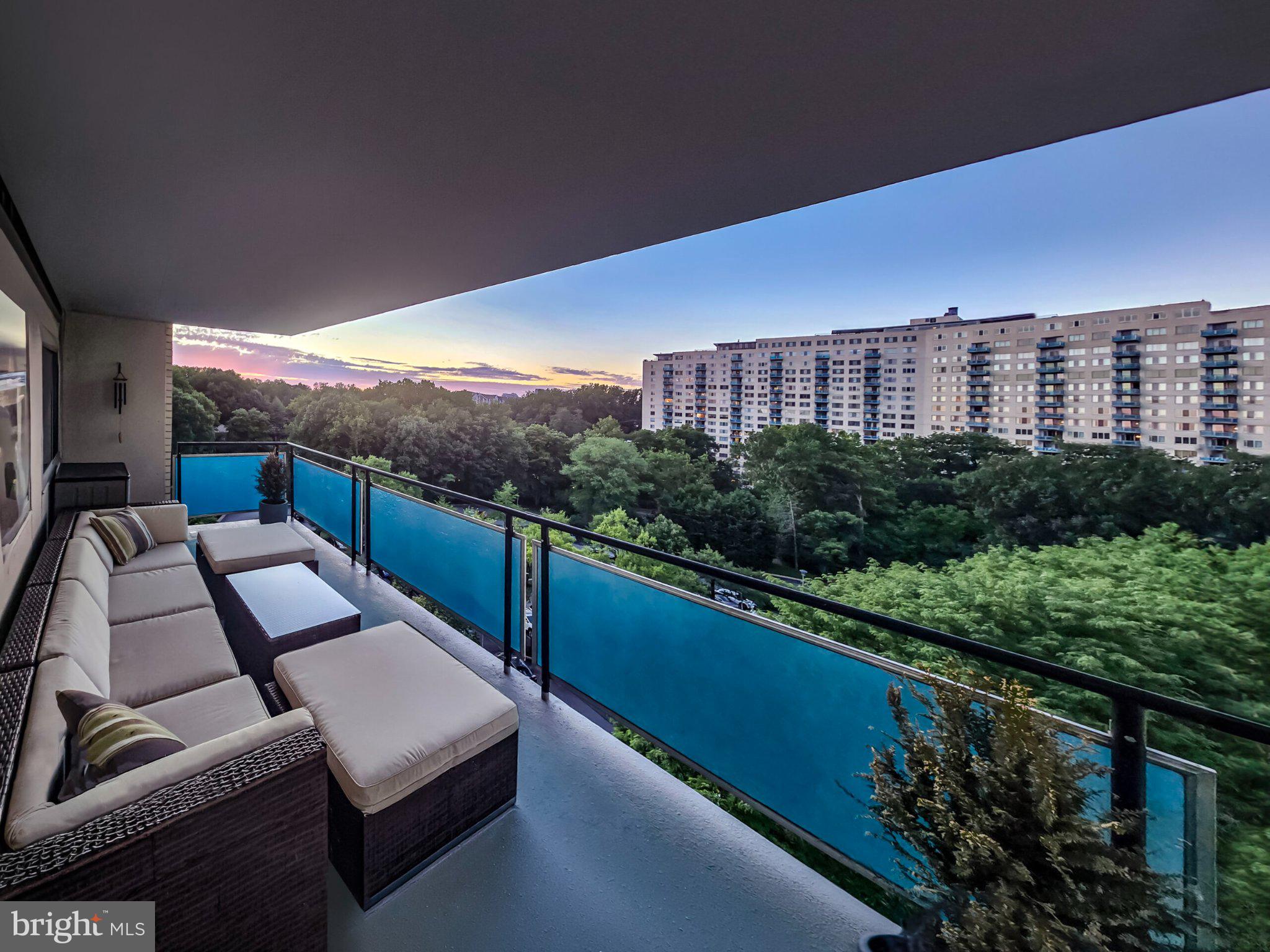 10401 GROSVENOR PLACE 1002