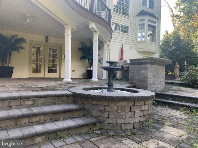 WARNER MEADOWS - Residential