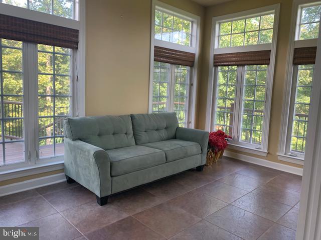 WARNER MEADOWS - Residential