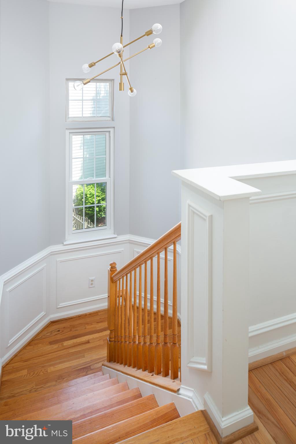 WILLIAMSBURG - Residential