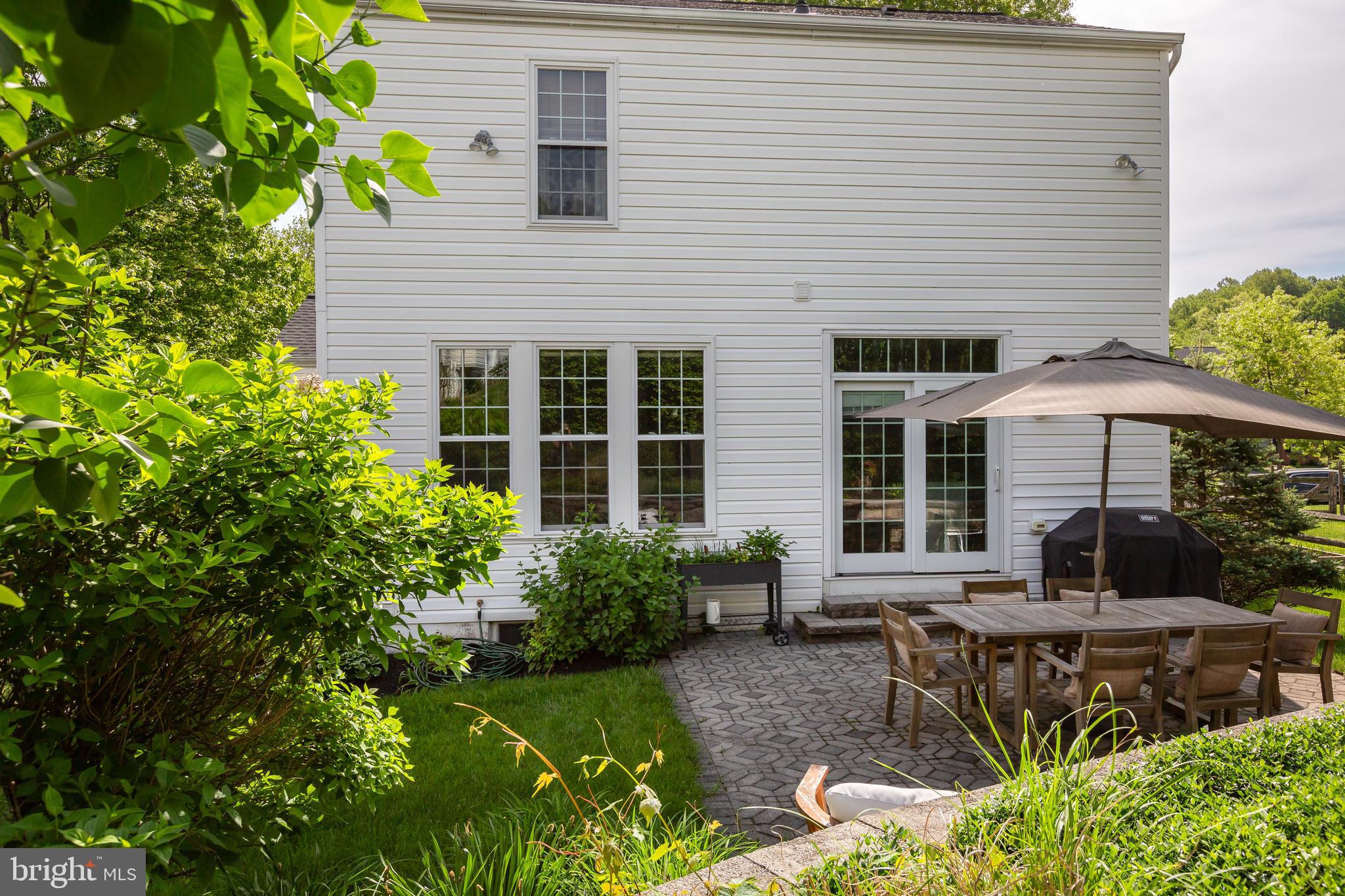 WILLIAMSBURG - Residential