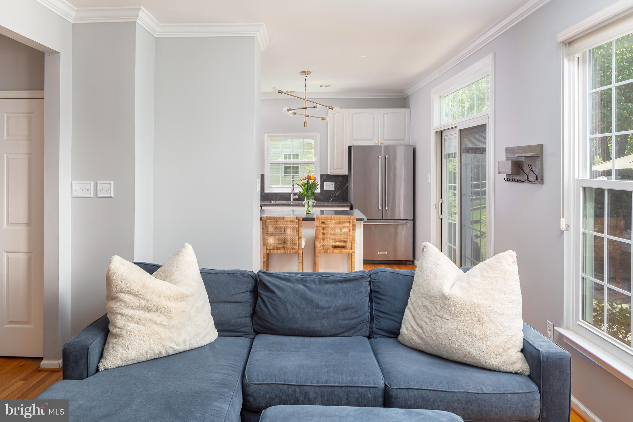 WILLIAMSBURG - Residential