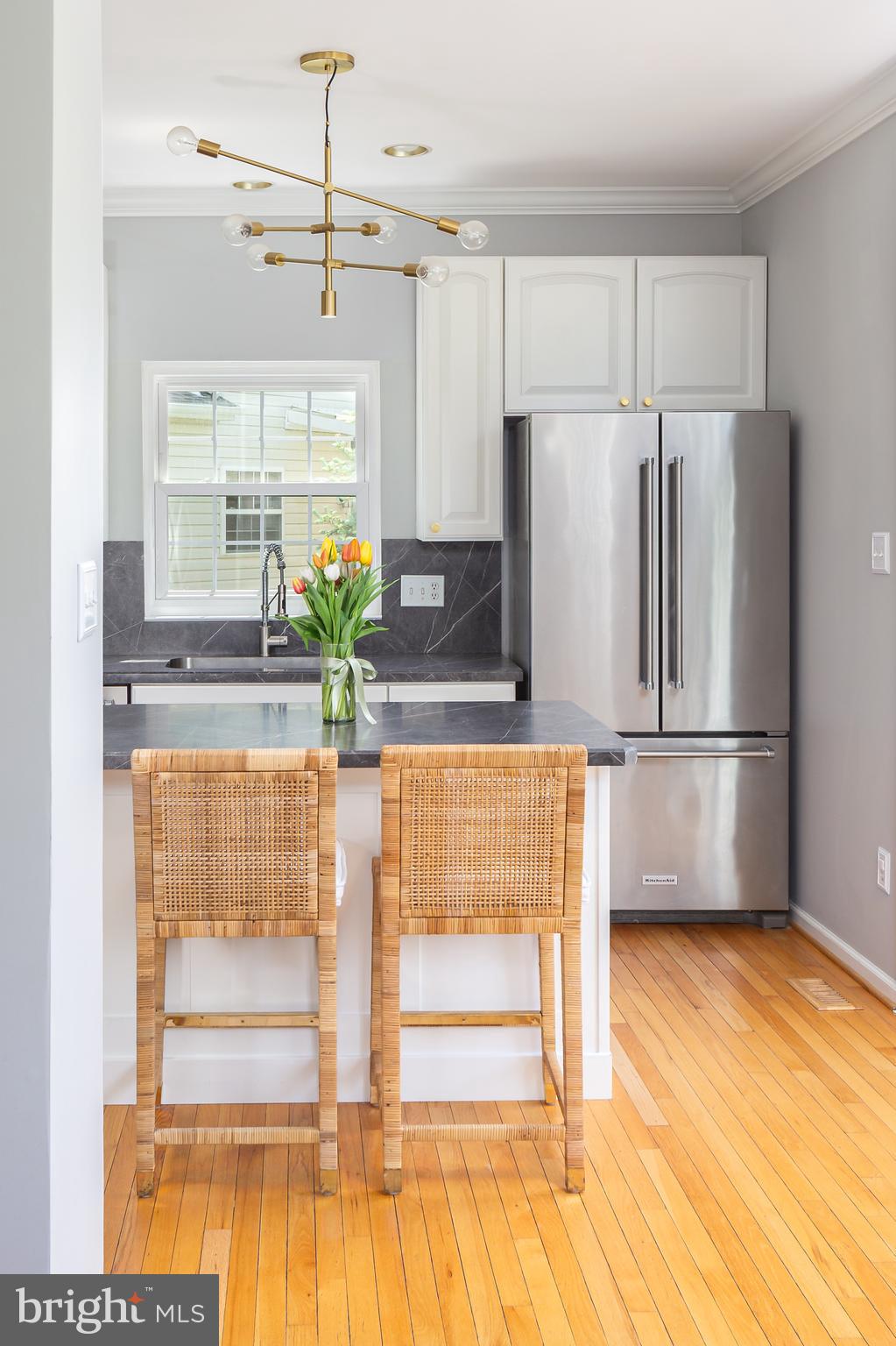 WILLIAMSBURG - Residential